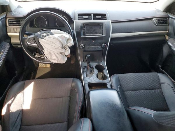 2017 TOYOTA CAMRY