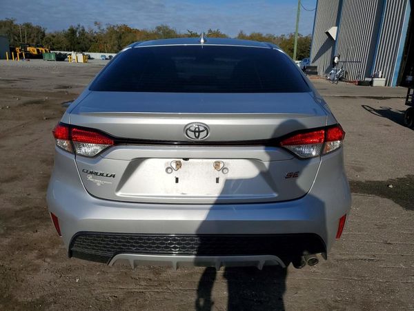 2021 TOYOTA COROLLA