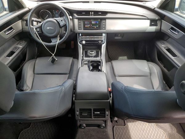2018 JAGUAR XF Premium