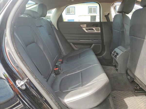 2018 JAGUAR XF Premium