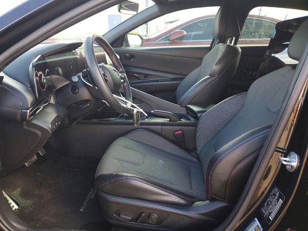2023 HYUNDAI ELANTRA