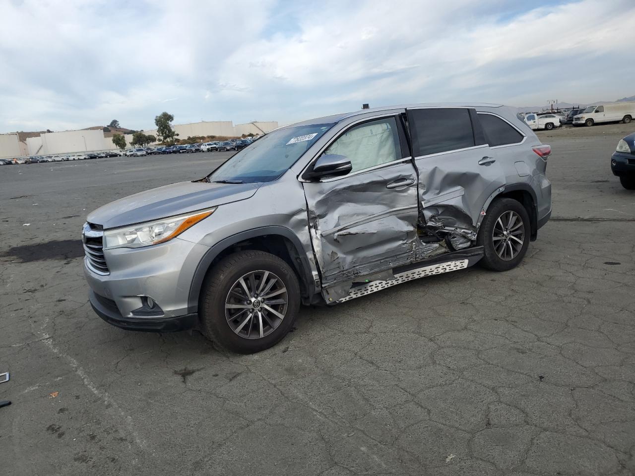 2016 TOYOTA HIGHLANDER Base/Hybrid