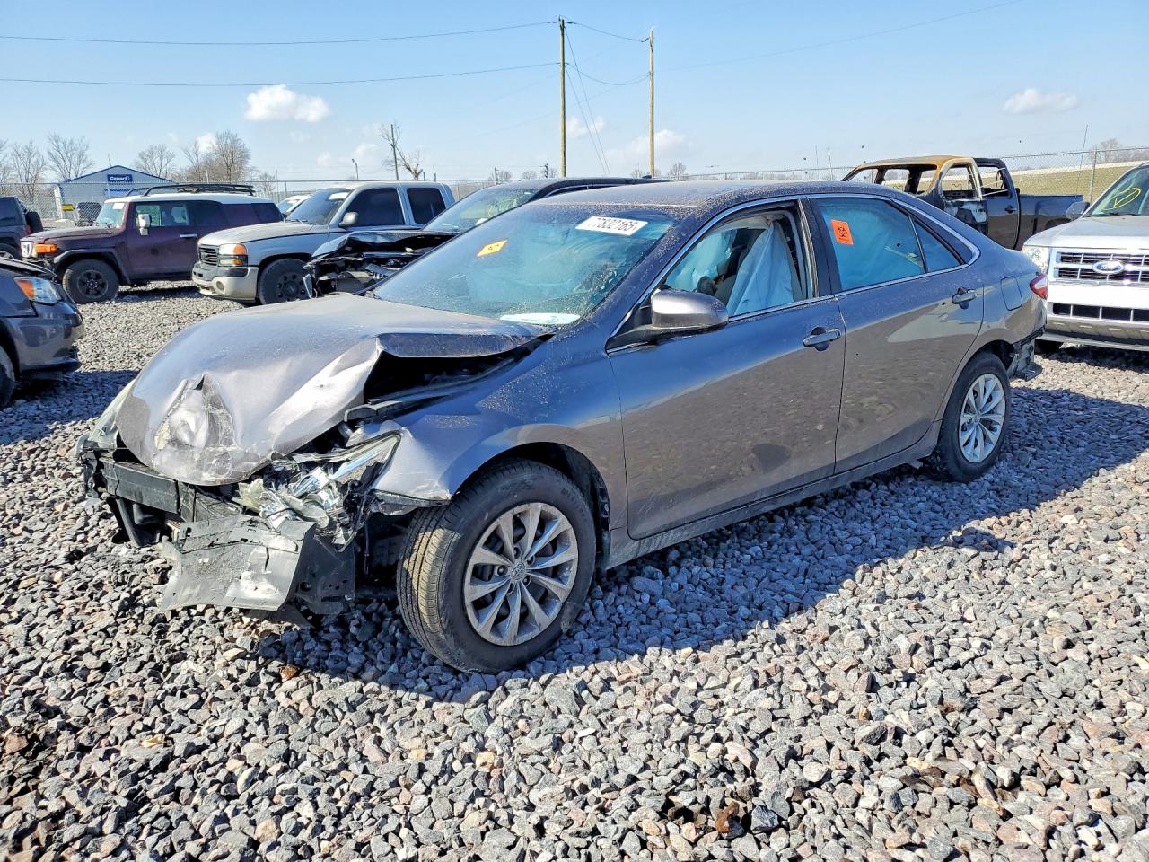 2015 TOYOTA CAMRY
