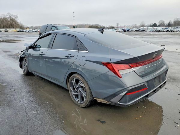2024 HYUNDAI ELANTRA SEL w/ Convenience Pkg