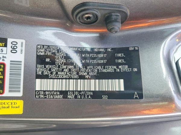 2017 TOYOTA SIENNA
