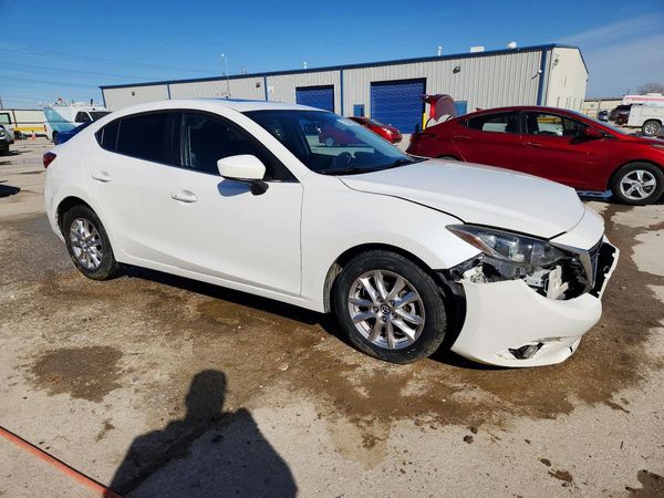 2016 MAZDA 3 SE