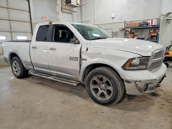 2014 RAM 1500 LARAMIE QUAD CAB 4X4