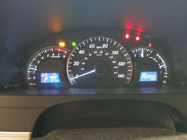 2012 TOYOTA CAMRY