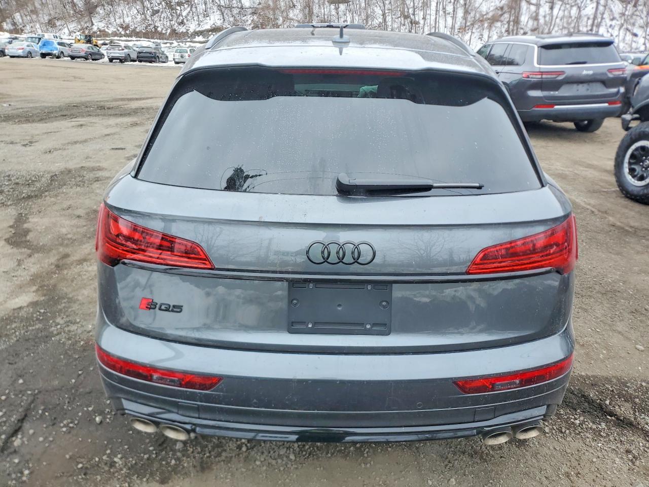 2025 AUDI SQ5 quattro Premium Plus