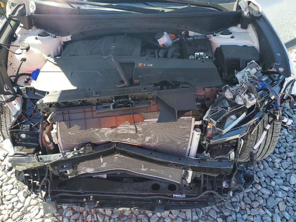 2026 HYUNDAI TUCSON Limited — Engine bay