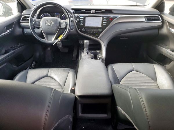 2018 TOYOTA CAMRY
