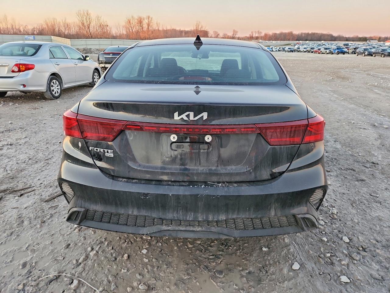 2022 KIA FORTE FE, LXS