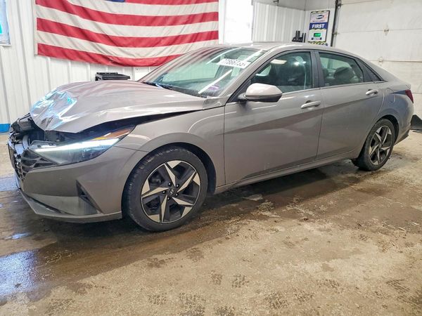 2022 HYUNDAI ELANTRA