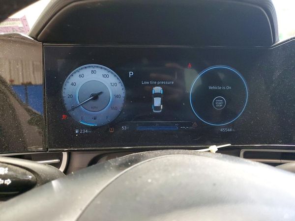 2022 HYUNDAI ELANTRA