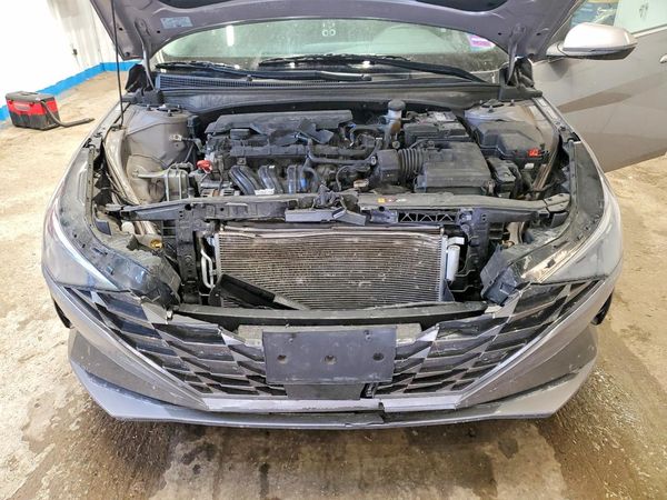 2022 HYUNDAI ELANTRA