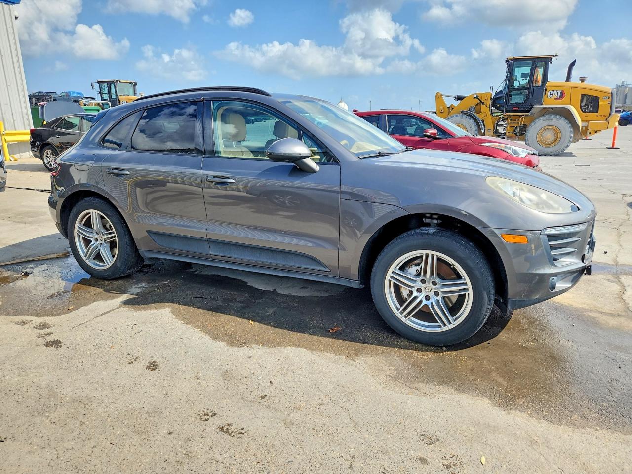2015 PORSCHE MACAN
