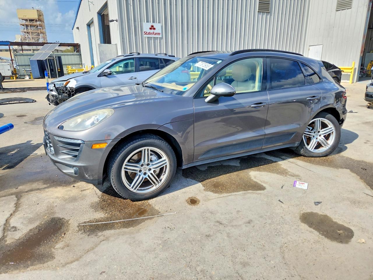 2015 PORSCHE MACAN