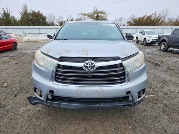 2015 TOYOTA HIGHLANDER