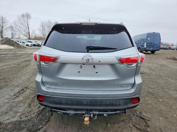 2015 TOYOTA HIGHLANDER