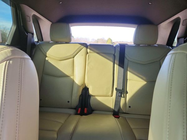 2017 CADILLAC XT5