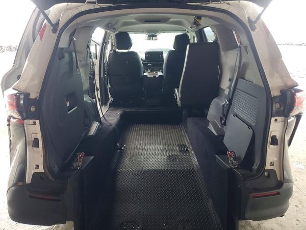 2021 TOYOTA SIENNA LE