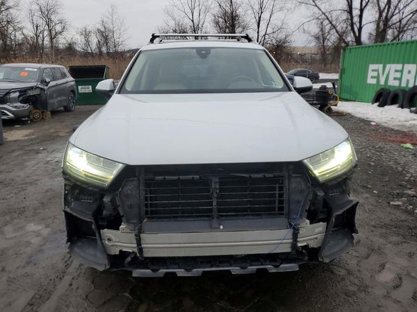 2017 AUDI Q7