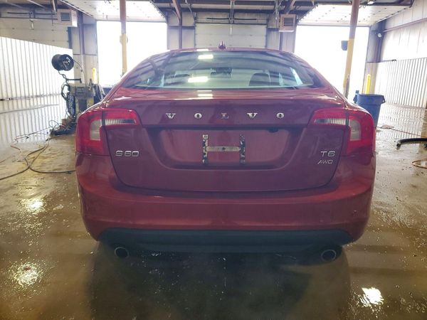 2012 VOLVO S60