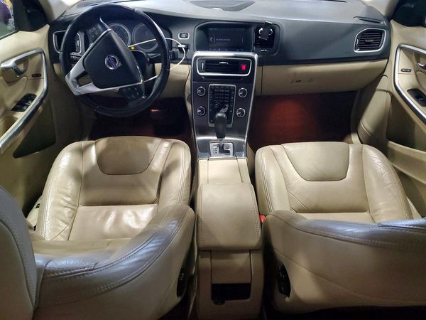 2012 VOLVO S60