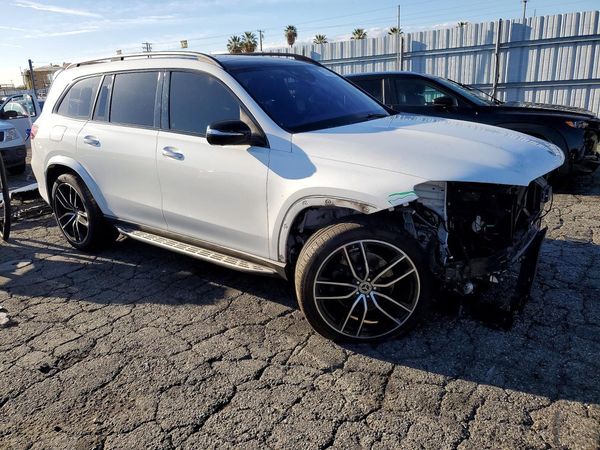 2022 MERCEDES-BENZ GLS