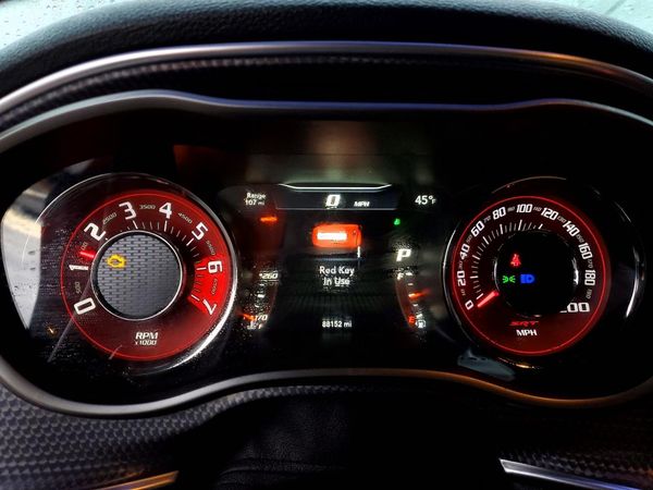 2016 DODGE CHALLENGER SRT HELLCAT