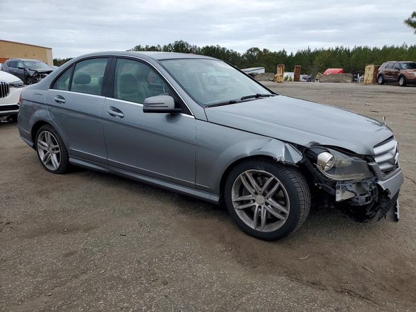 2013 MERCEDES-BENZ C