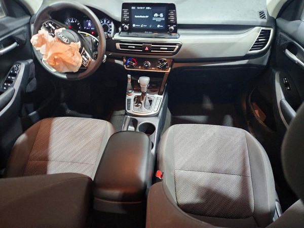 2021 KIA SELTOS LX