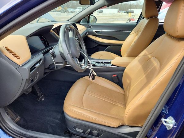 2021 HYUNDAI SONATA Limited