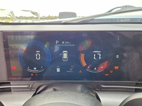 2024 HYUNDAI KONA