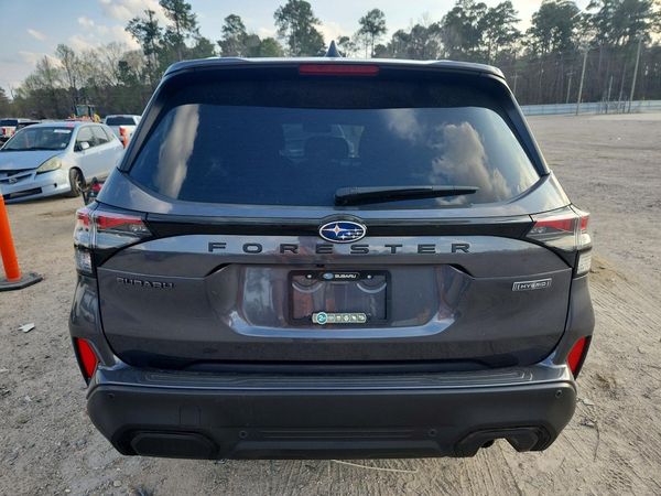 2025 SUBARU FORESTER