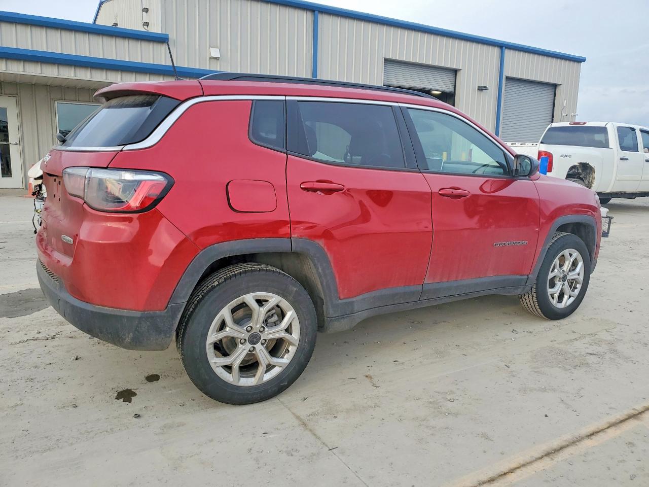 2025 JEEP COMPASS North, Latitude