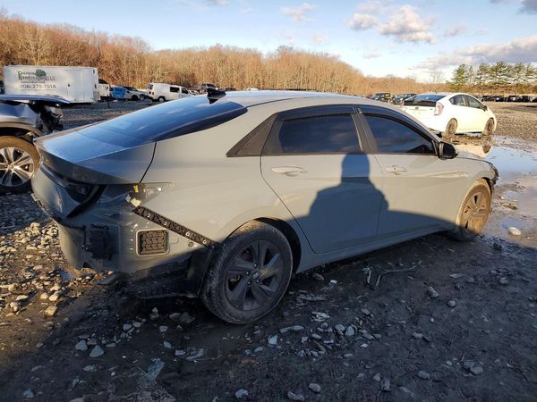 2023 HYUNDAI ELANTRA