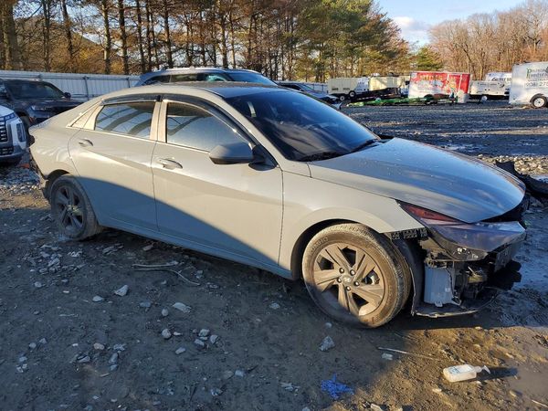 2023 HYUNDAI ELANTRA