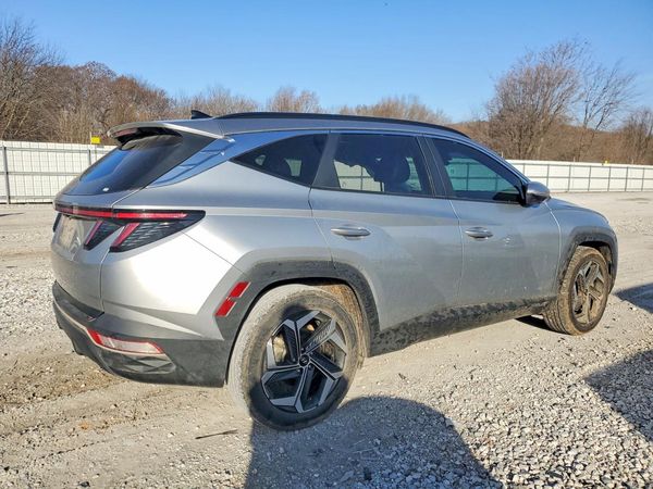 2022 HYUNDAI TUCSON