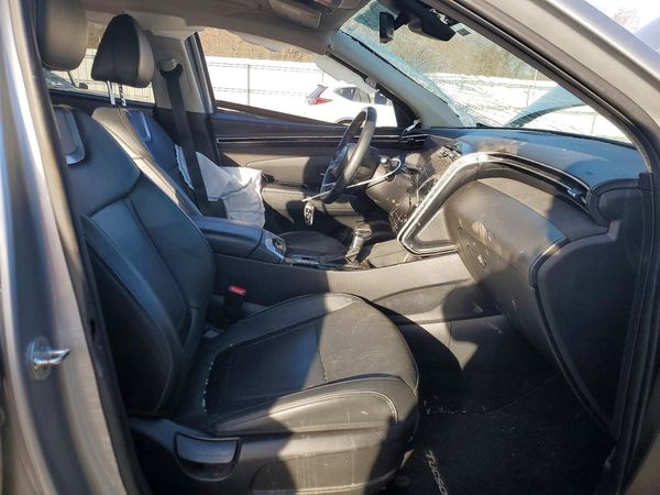 2022 HYUNDAI TUCSON