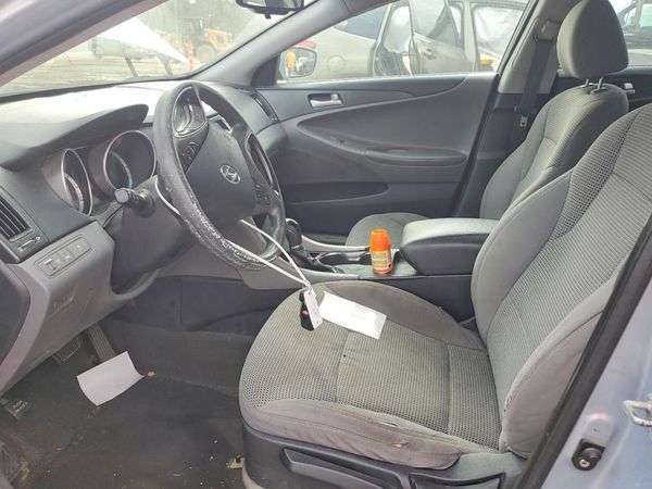 2012 HYUNDAI SONATA