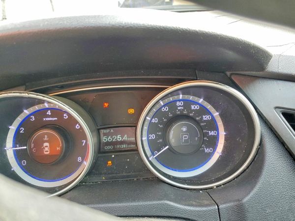 2012 HYUNDAI SONATA