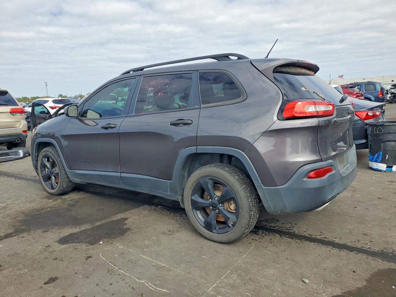 2017 JEEP CHEROKEE SPORT FWD