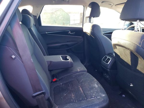 2019 KIA SORENTO L, LX, S