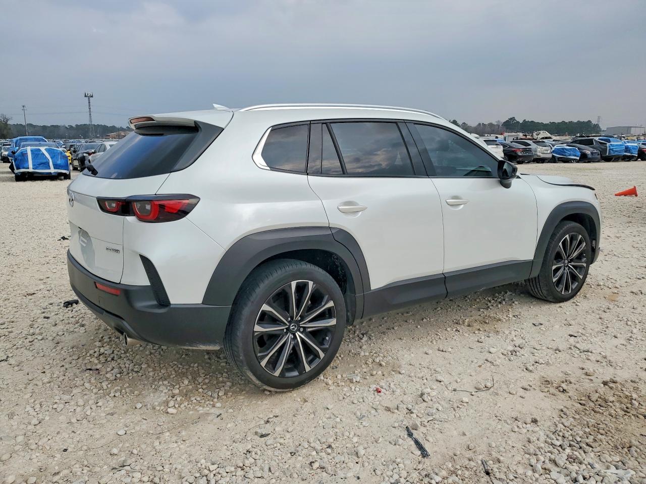 2025 MAZDA CX-50 Premium Plus