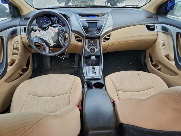 2013 HYUNDAI ELANTRA — CKPT