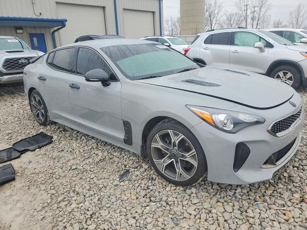 2021 KIA STINGER Base