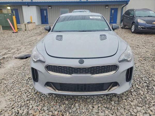 2021 KIA STINGER Base