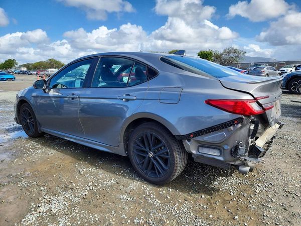 2025 TOYOTA CAMRY