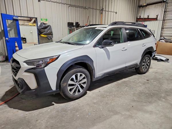 2025 SUBARU OUTBACK